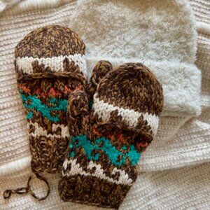 🦋2for$24 Mittens Cute as Kittens!  Hand Knit, Thick, Unique Winter Mittens